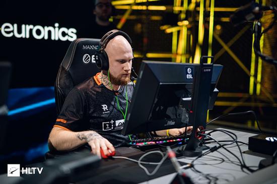 NS Red Force 在 VALORANT 比赛中的精彩表现